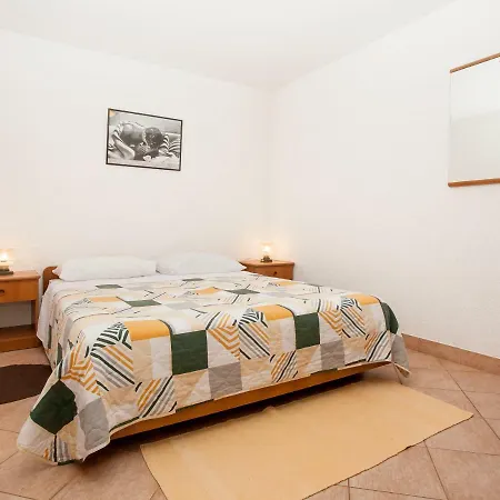 Regina Apartment